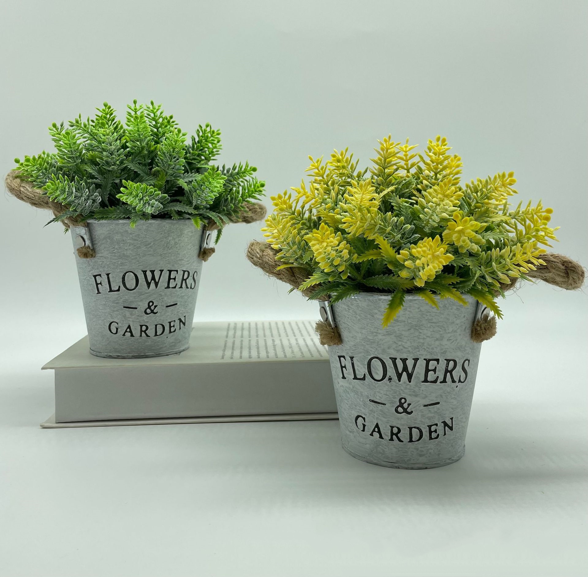 Fiori artificiali simulati euc - Bonsai Garden Restaurant recensione e prezzo